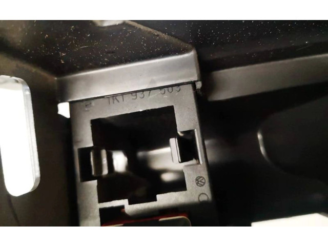 Блок предохранителей 1k1937503 Skoda Octavia Mk2 (1Z)