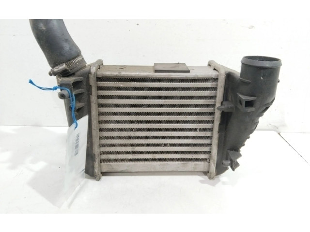 Интеркулер 8E0145806C Audi A4 Allroad