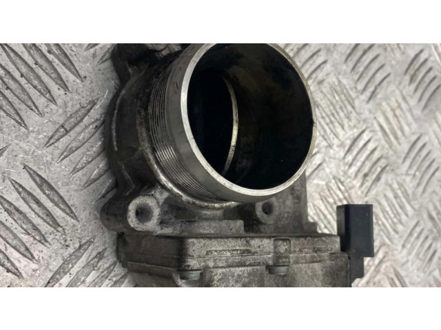 Дроссельная заслонка