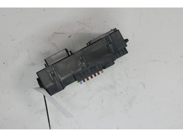 Блок предохранителей Jeep Renegade