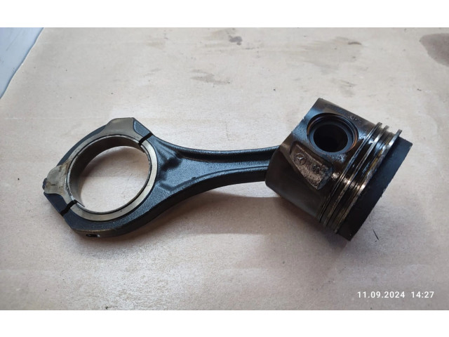 Píst Mercedes-Benz S W221 OM642