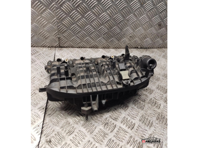 Всасывающий коллектор 06l133201n   Audi A5 8T 8F  