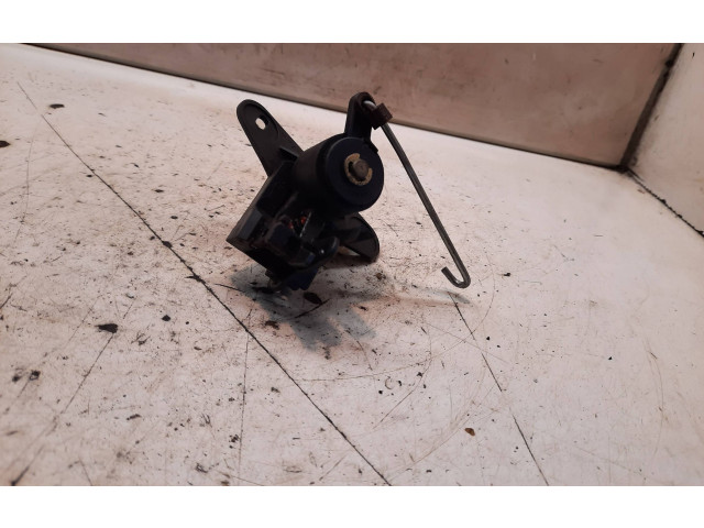 Zámek zadních dveří Opel Zafira A 2004