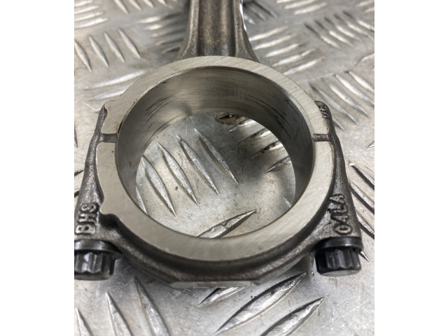  Поршень с шатуном CRLB 02604LA  Audi A3 S3 8V  