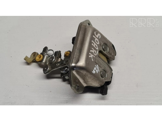 замок багажника 1J09 Chevrolet Spark
