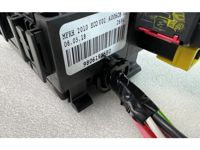   Pojistková skříňka 9806192580   Peugeot 3008 II 2018