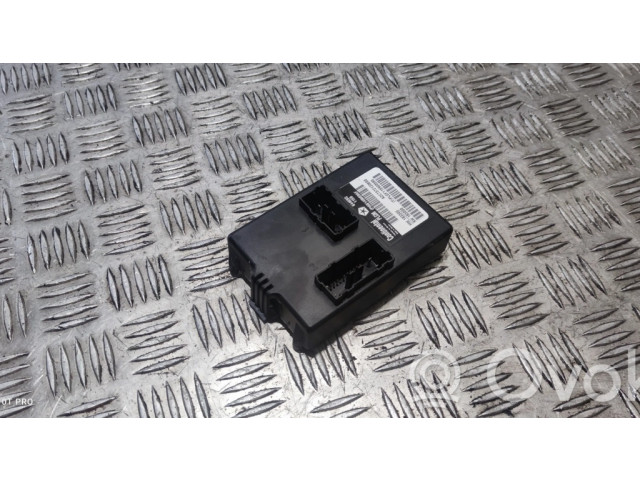 Блок управления крышки багажника