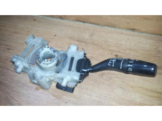 Ручка стеклоочистителей ge6v17b122 Mazda 626