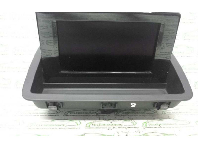 Дисплей 8U0857273A Audi Q3 8U