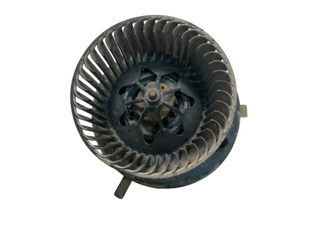 Вентилятор печки 1K1820015, F983228M Skoda Octavia Mk2 (1Z)