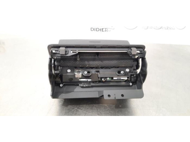 Дисплей 8U0857273B Audi Q3 8U