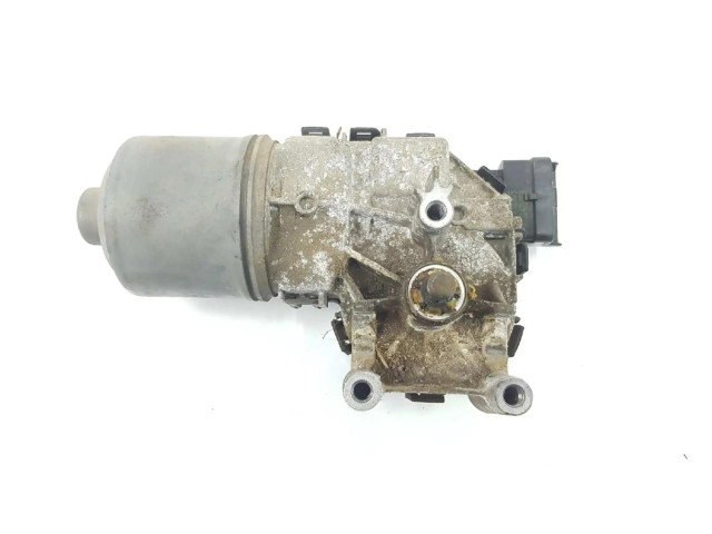 Двигатель стеклоочистителей