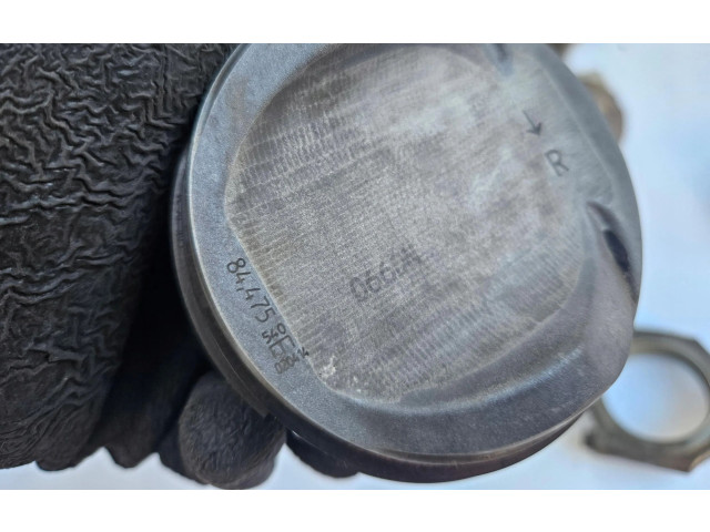  Поршень    Audi A6 C7  