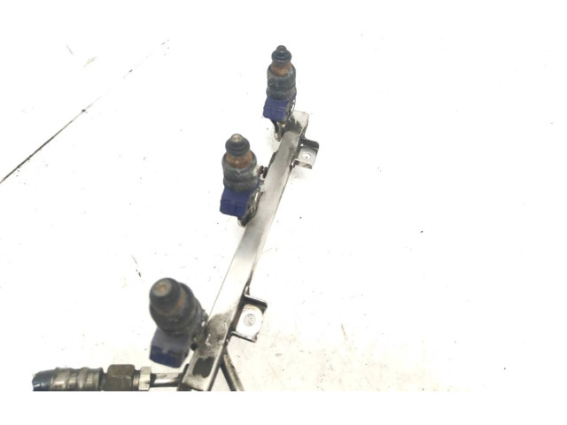 Топливная рампа 078133681AJ, 078133551L Audi A6 S6 C5 4B для двигателя BDV