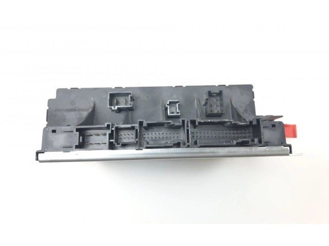 Блок предохранителей 05045117, A2305454632 Mercedes-Benz SL R230