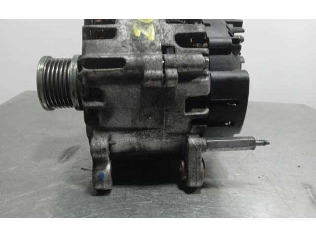 Генератор 03L903023L Volkswagen Caddy