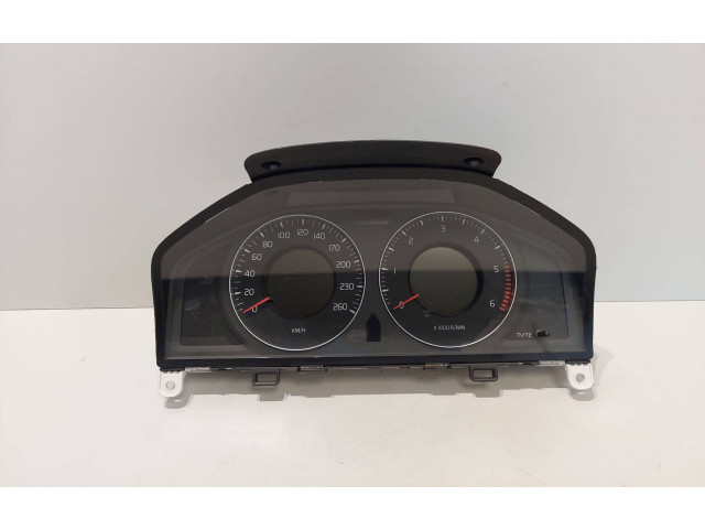 Панель приборов 31270899AA, 31270899   Volvo V70       