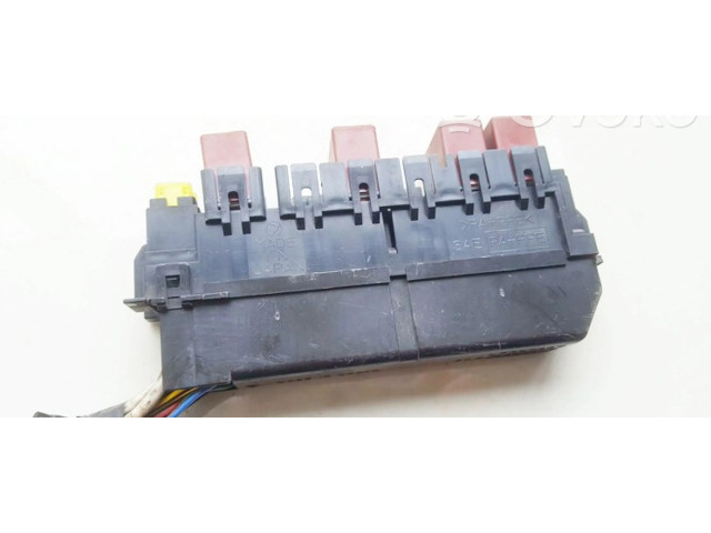 Блок предохранителей     Subaru Forester SG    