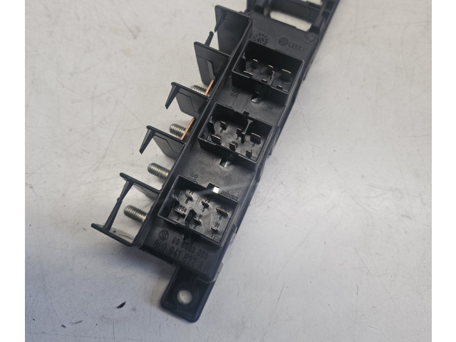 Блок предохранителей 8L0941822A Audi A6 S6 C5 4B