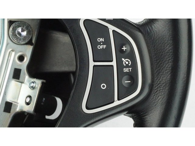 Руль KIA Ceed  2006 - 2012 года 561101H150AAU      