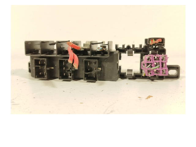 Блок предохранителей 8L0941822, 896081000 Audi A3 S3 8L