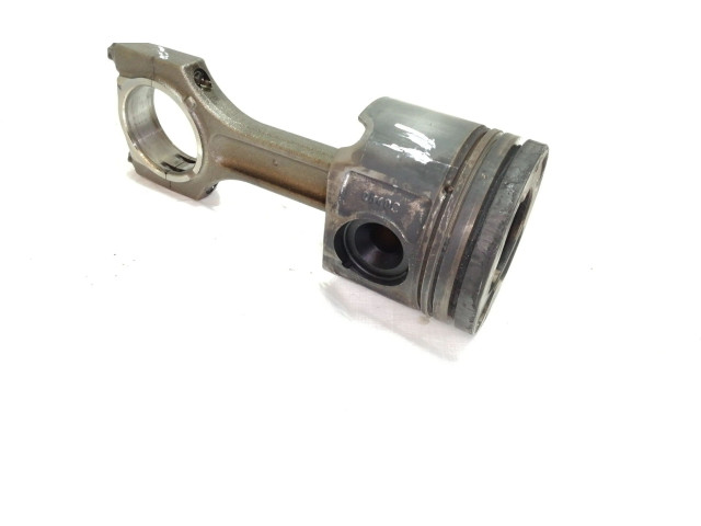  Поршень M47N204D4 0840C  BMW X3 E83  