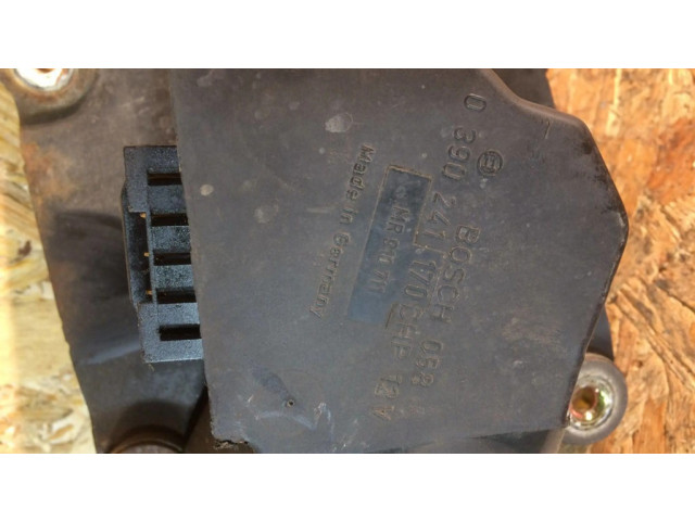 Двигатель стеклоочистителей