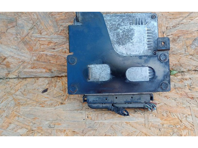 Блок управления двигателем ECU