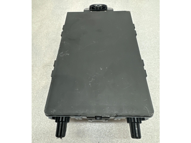 Блок предохранителей 32209198   Volvo XC90    