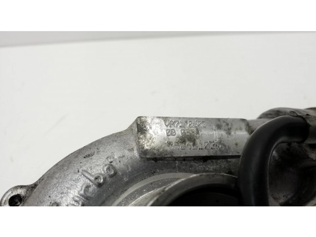  Турбина Jeep Cherokee 2.8 35242103F         