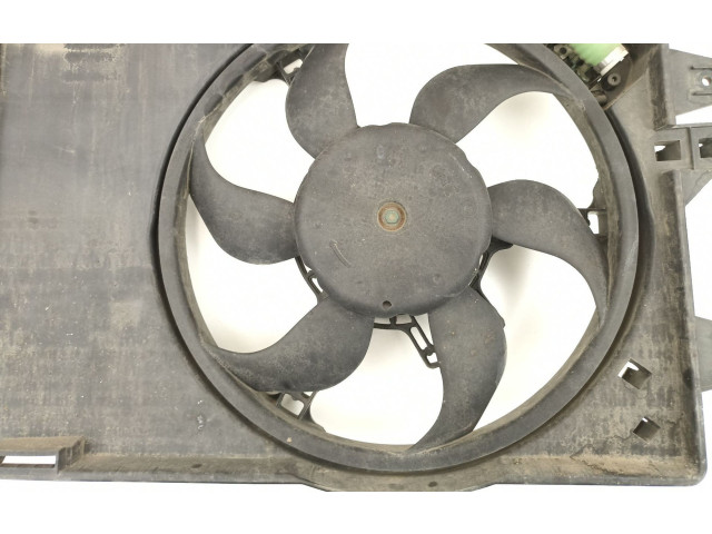 Вентилятор радиатора     51738688, 823700600    Fiat Punto Evo 1.4