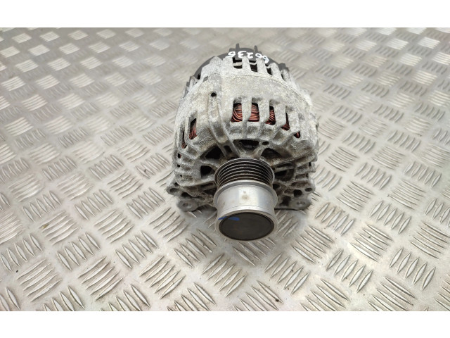 Топливная рампа 06A133681B   Volkswagen New Beetle 1.8 