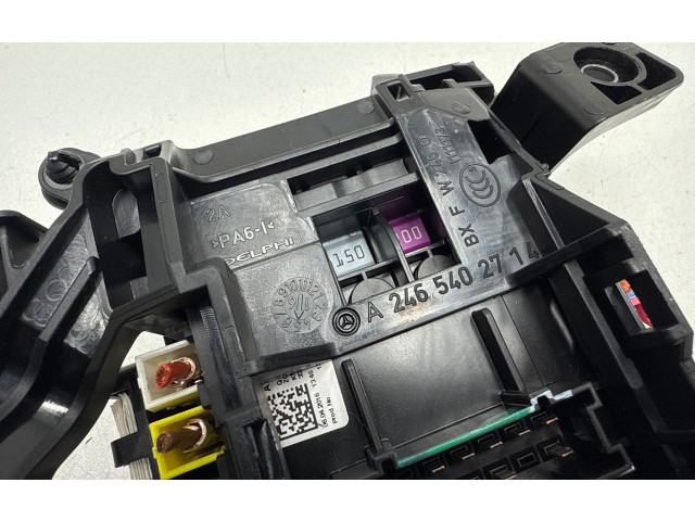 Блок предохранителей A2465402714 Infiniti Q30