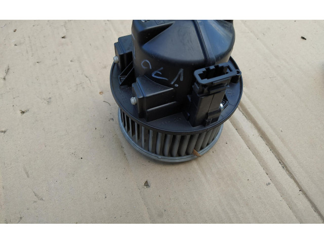 Вентилятор печки Volvo V70