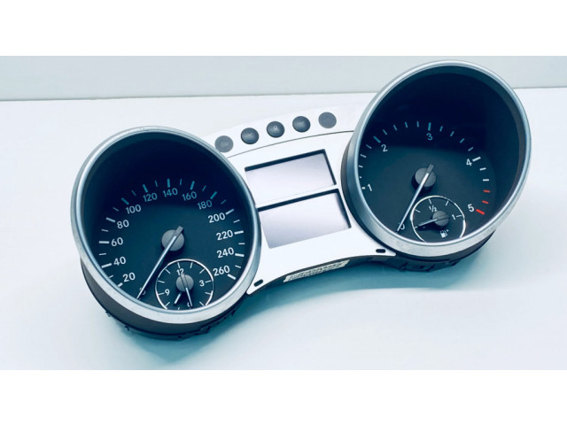 Přístrojová deska Mercedes-Benz R W251 2008 A2515404348