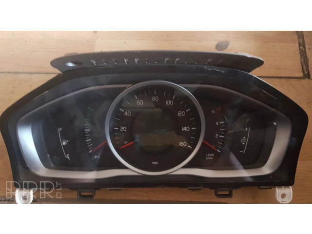 Панель приборов 31327751, a007-16   Volvo V60       