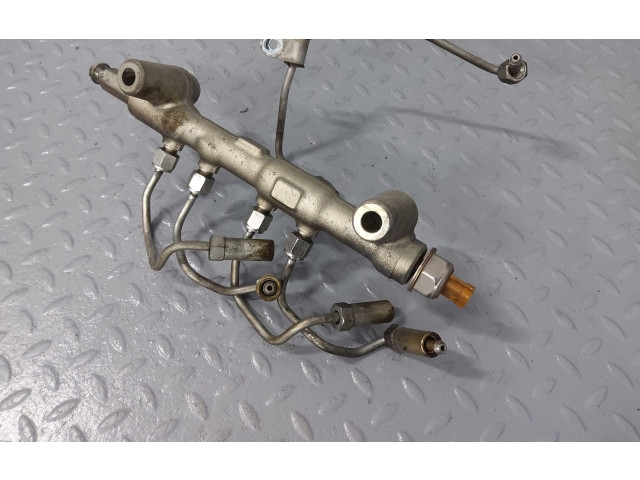 Vstřikovací lišta 175205X00A, 166805X00A Nissan Murano Z51