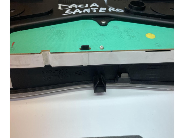 Панель приборов 216775001, 216775001 Dacia Sandero