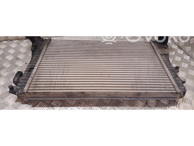 Интеркулер  1K0145803A, B5896   Volkswagen Touran I 