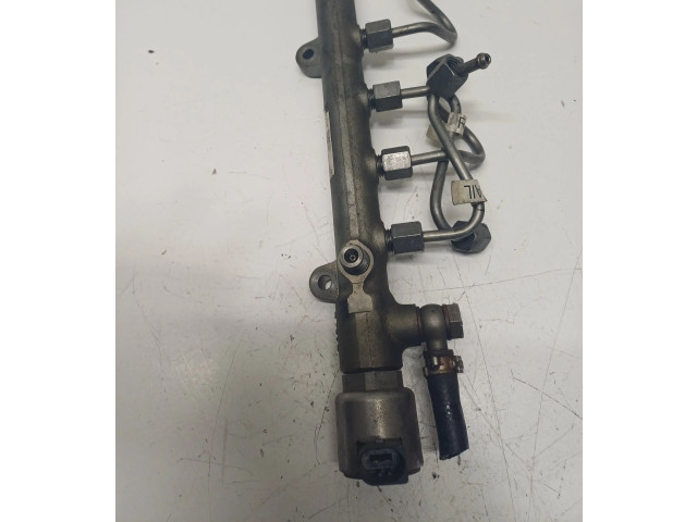 Vstřikovací lišta A6510700495 Mercedes-Benz E A207