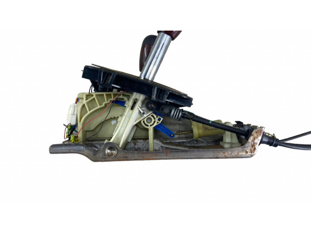 Механизм переключения передач (кулиса) (в салоне)