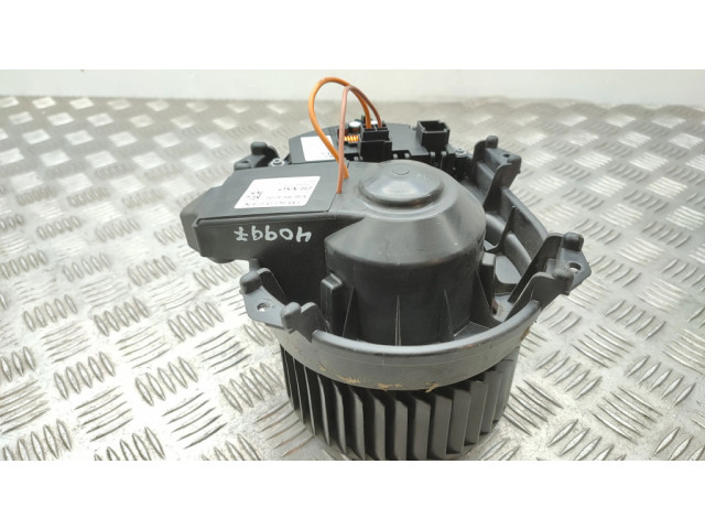 Вентилятор печки    A2469064200, A2469064100   Mercedes-Benz A W176