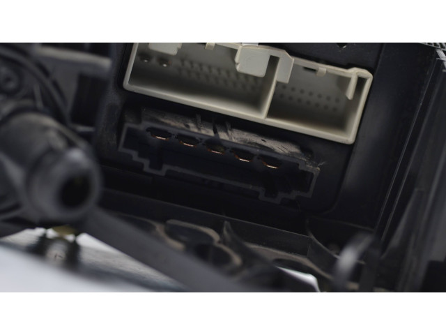 Блок управления климат-контролем    Volkswagen Caddy