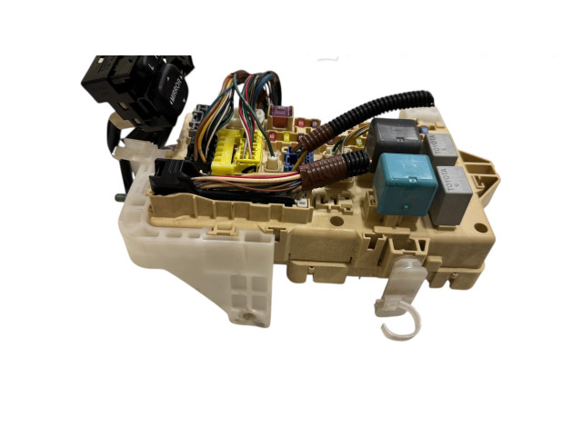 Блок предохранителей 892210F030, 1300469082   Toyota Corolla Verso AR10    