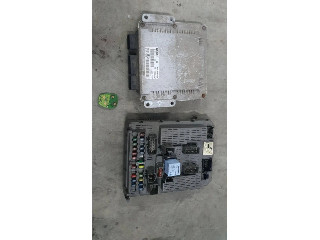 Блок управления двигателя 0281011133, 9649477380 Citroen C8