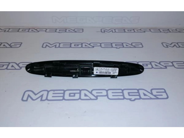 Дисплей    A0015425423   Mercedes-Benz A W176