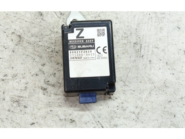 Блок управления 88831FJ020, 2713000620   Subaru Forester SJ