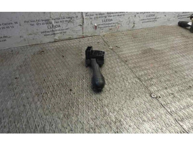 Ручка стеклоочистителей Renault Twingo I