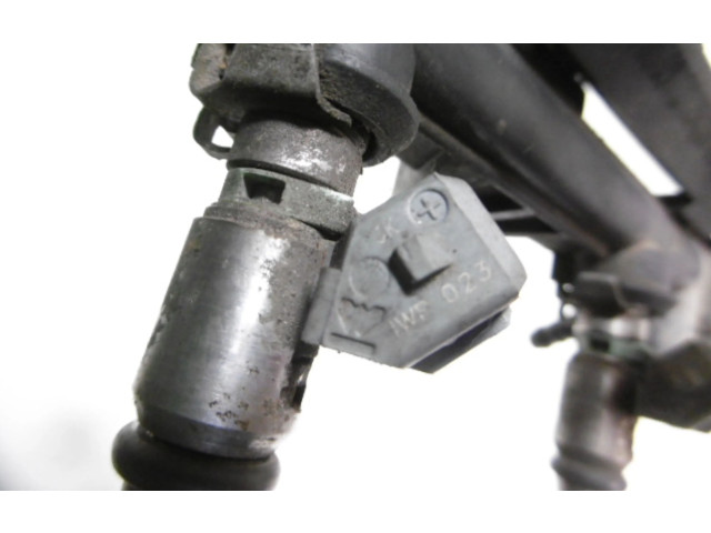 Vstřikovač    Volkswagen Polo III 6N 6N2 6NF     