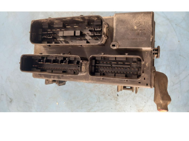   Pojistková skříňka    Fiat Punto (199) 2005